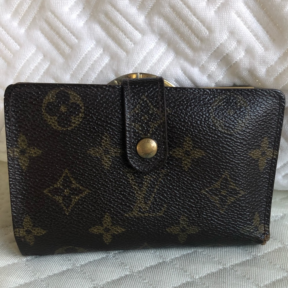 Authentic LV Viennois Wallet